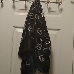 Gucci scarf